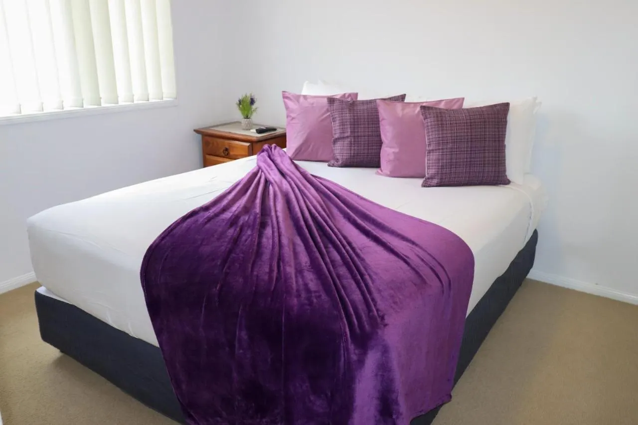 Blk Stays Guest House Deluxe Units Caboolture South