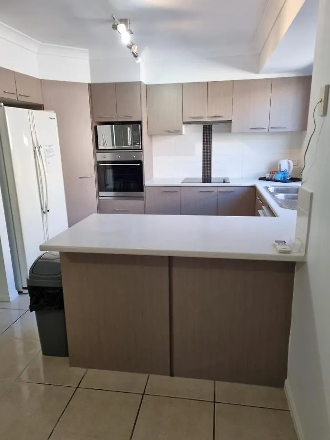 Blk Stays Guest House Deluxe Units Caboolture South